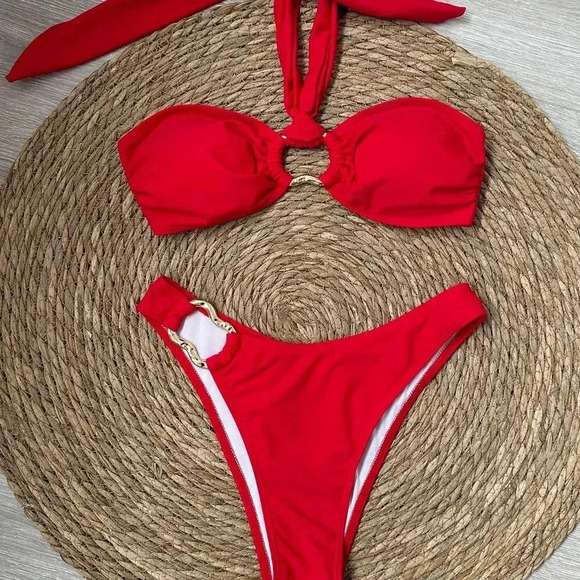 Red Sexy Women's Halter Neck Bikini Swimwear Set - Picture 2 of 5